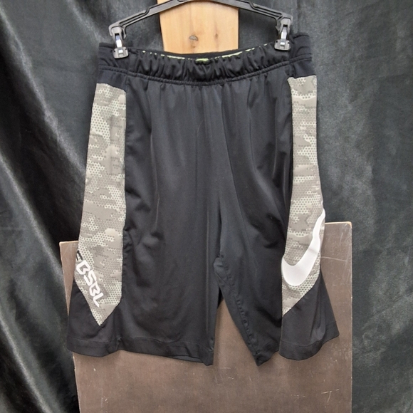 Nike Dri-FIT Authentic Performance Apparel - Picture 14 of 14